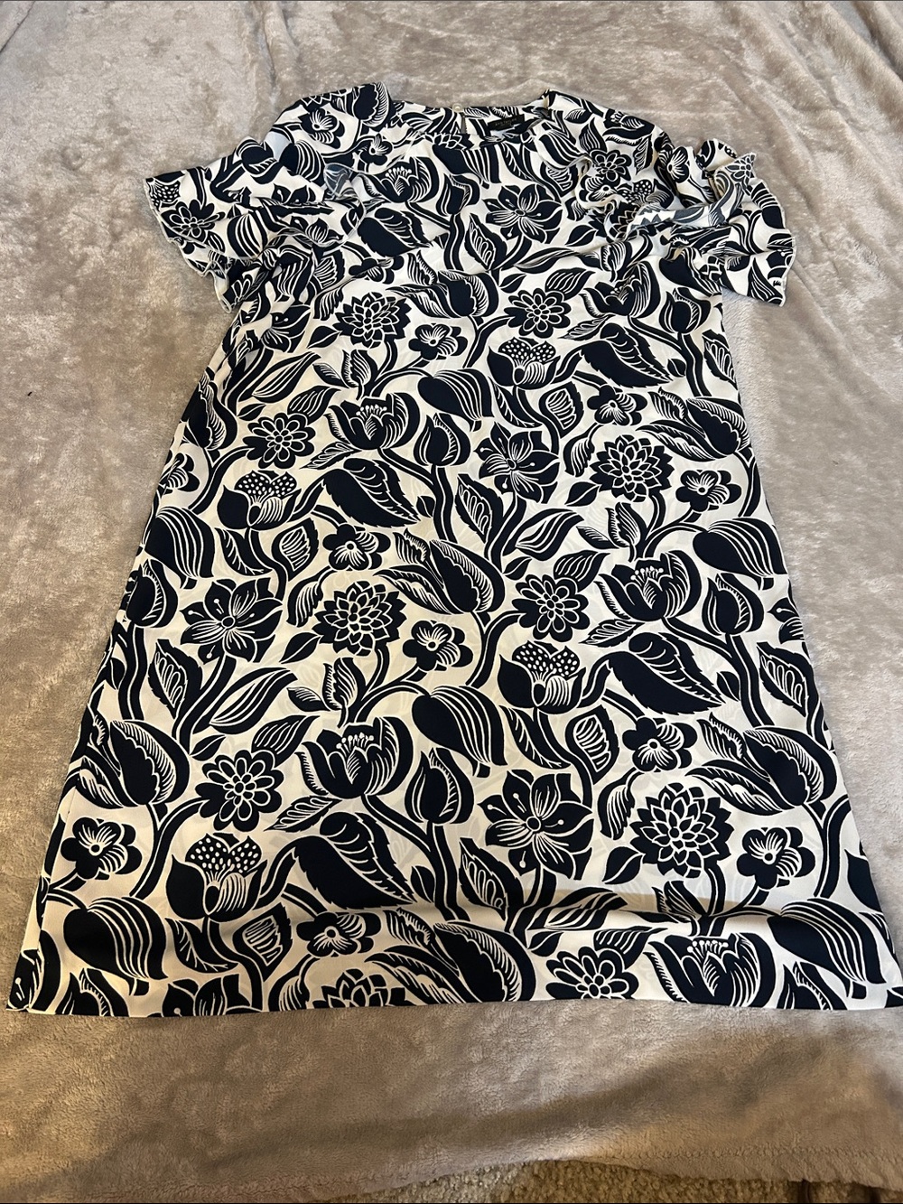 NWT Ann Taylor floral shift dress